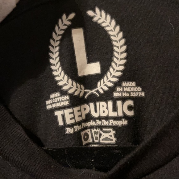 TEEPUBLIC POKÉMON PIKACHU ON POKEBALL LARGE BLACK MEN’S T-SHIRT - Picture 4 of 5